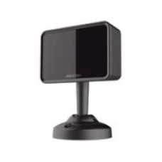 CÁMARA MOVIL HIKVISION 720P / LENTE 6 MM / CONEXIÓN TIPO AVIACIÓN / MICRÓFONO INTEGRADO / 3 MTS IR / DBA (ANALISIS DE COMPORTAMIENTO DEL CONDUCTOR) PARA MONTAJE EN VEHÍCULO COMPATIBLE CON DVRS MOVILE, - Garantía: 1 AÑO -